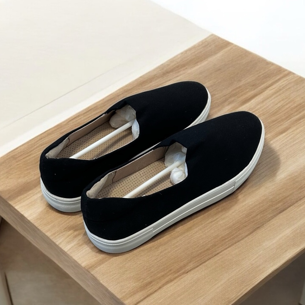 Women’s | Brand New | Black J/Slides NYC Sneakers | Size 10